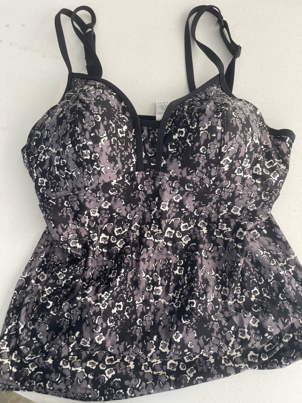 Lole Women's Tankini  in Black and Gray Floral